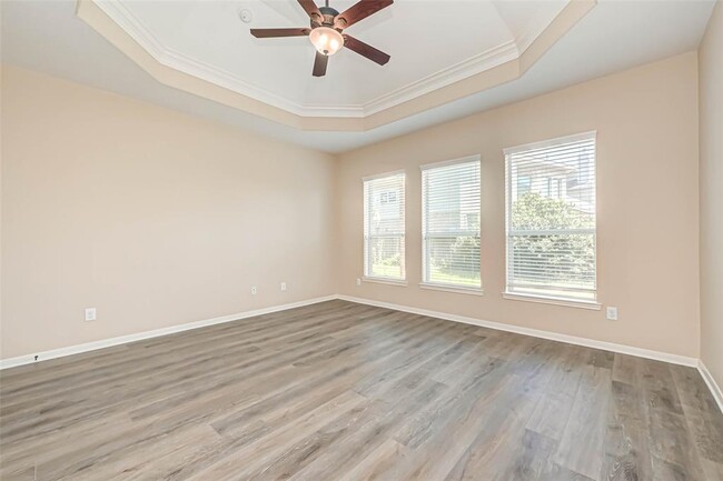 Building Photo - 26611 Glenrock Hills Dr
