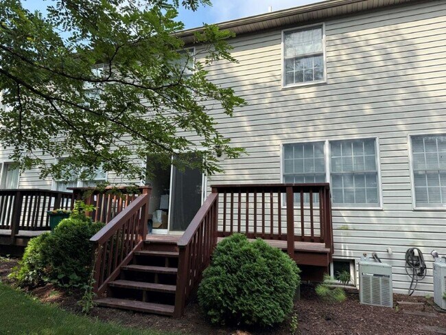 Building Photo - Beautifully Updated Hampden Twp, Cumberlan...