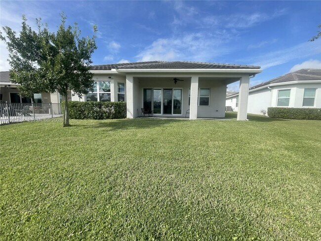 Building Photo - 16053 Rain Lilly Way