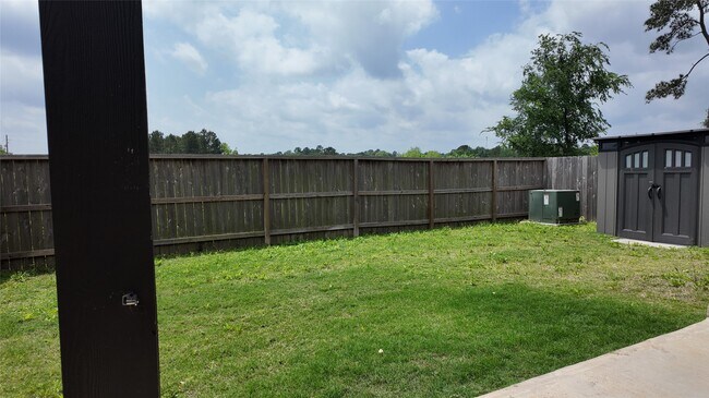 Building Photo - 360 Mallorn Ln