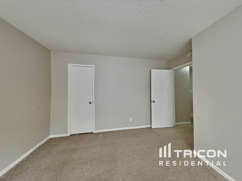 Building Photo - 24122 Spring Mill Ln