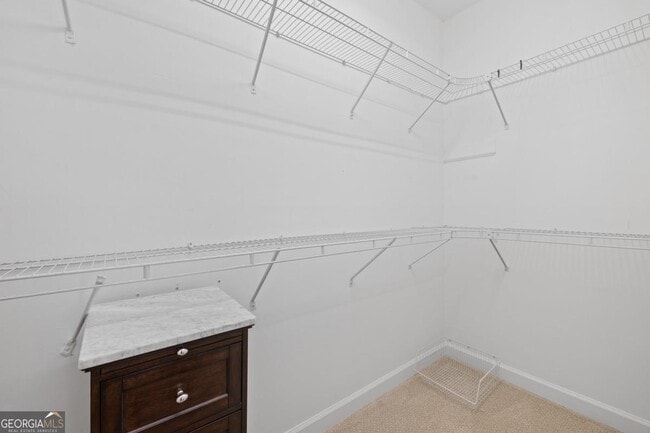 Building Photo - 1410 Club Dr