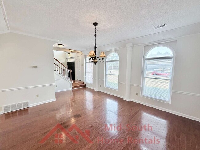Building Photo - 8971 Meaghan Dr