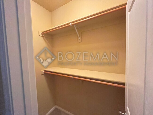 Building Photo - 270 Pond Lily Dr