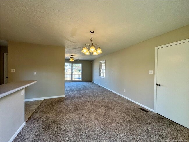 Building Photo - 622 Glensford Dr