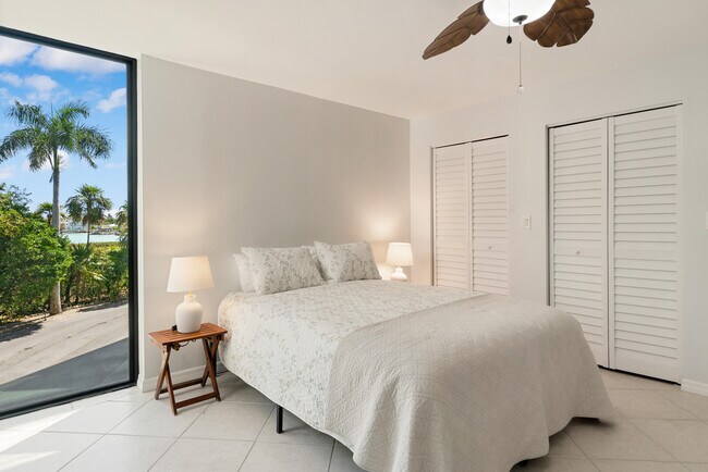 Building Photo - 7101 Gulf of Mexico Blvd