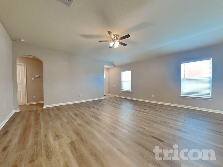 Building Photo - 20017 Woodrow Wilson St