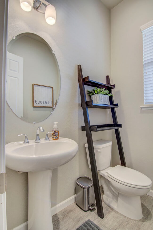 Building Photo - 5706 Desert Mallow St