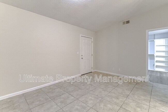 Building Photo - 87 Net Ln