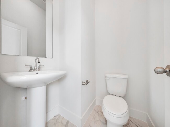 Building Photo - 2007 Bauer Dr