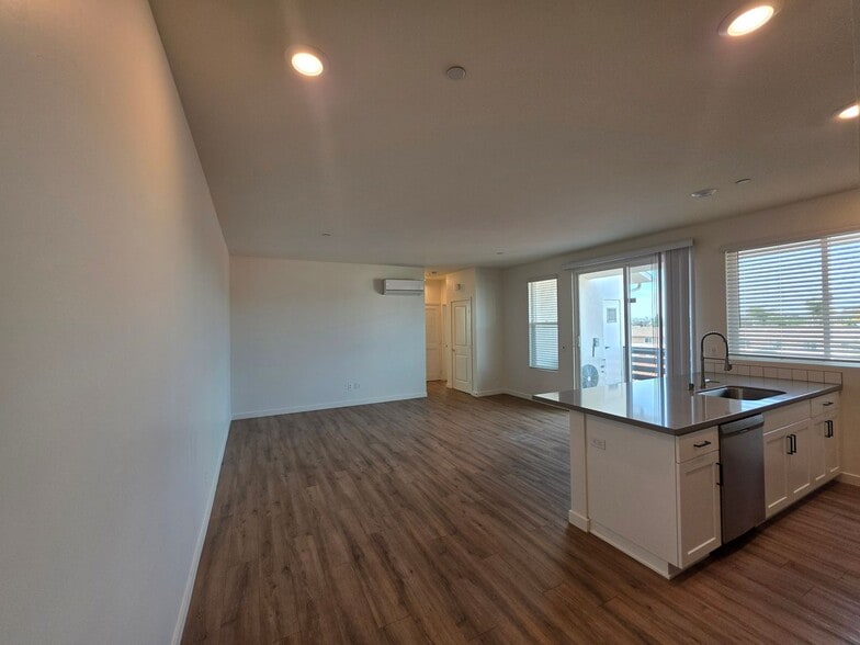 Interior Photo - Vista Palmera