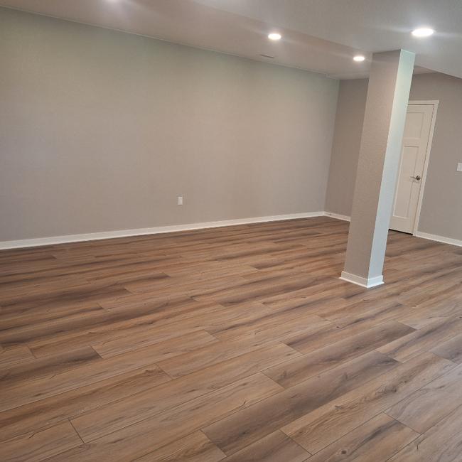 Building Photo - 34509 Hartwell Pl