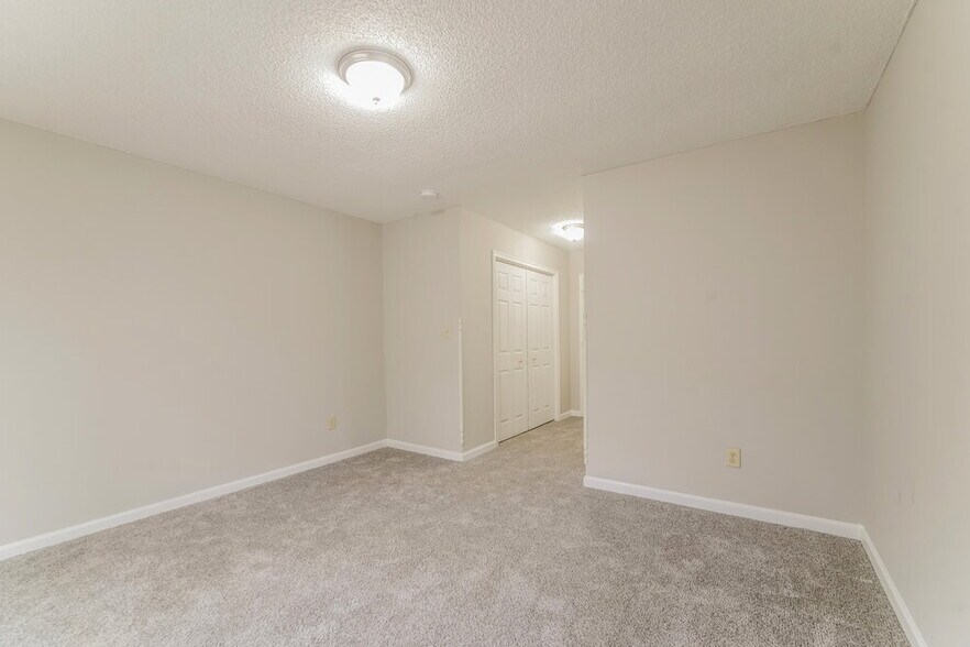 Building Photo - 1464 Cain Ct