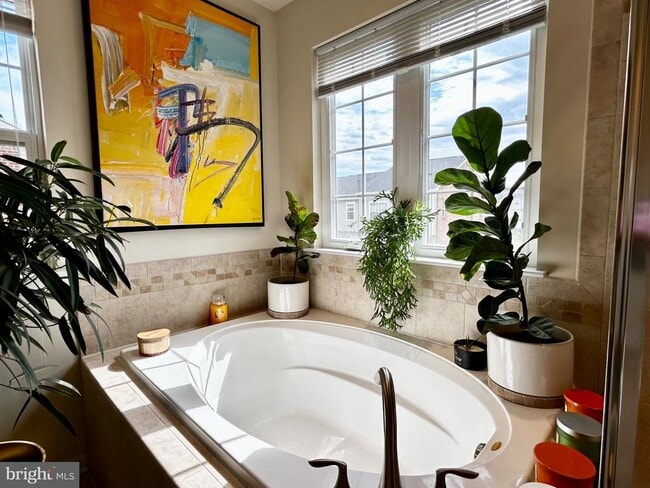 Building Photo - 11397 Sandhurst Pl