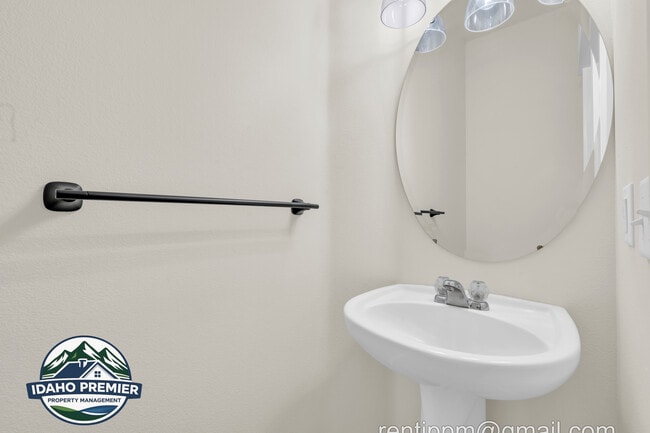 Building Photo - 11232 W Springgold Dr