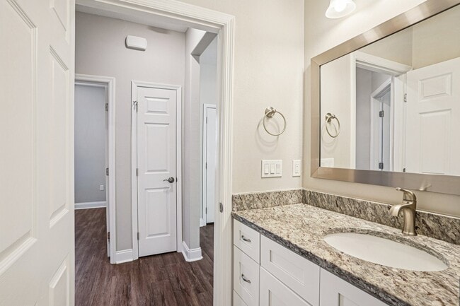 Floorplan - Eleven Oaks