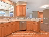 Building Photo - 214 Windward Common