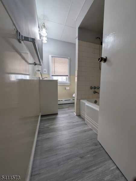 Building Photo - 596 S Main St