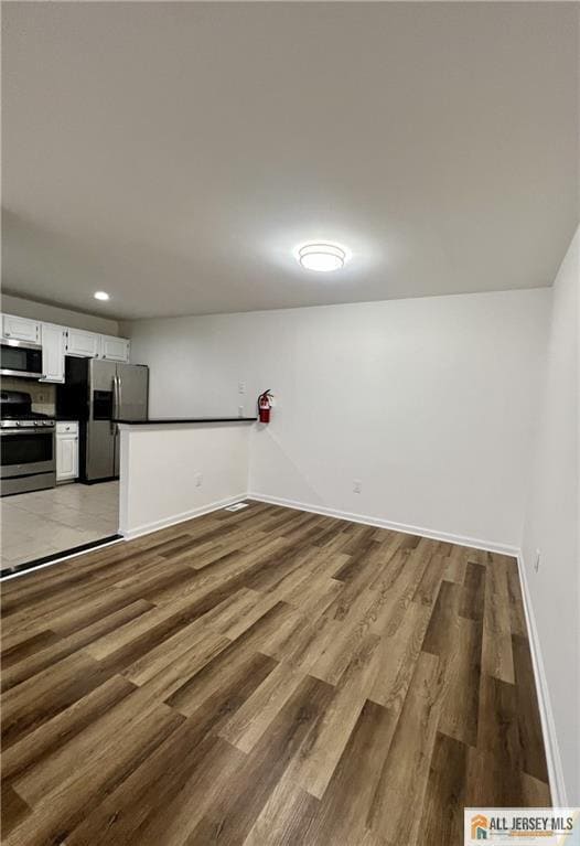 Building Photo - 392 Lackland Ave