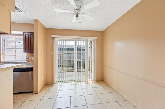 Building Photo - 11685 Alief Clodine Rd