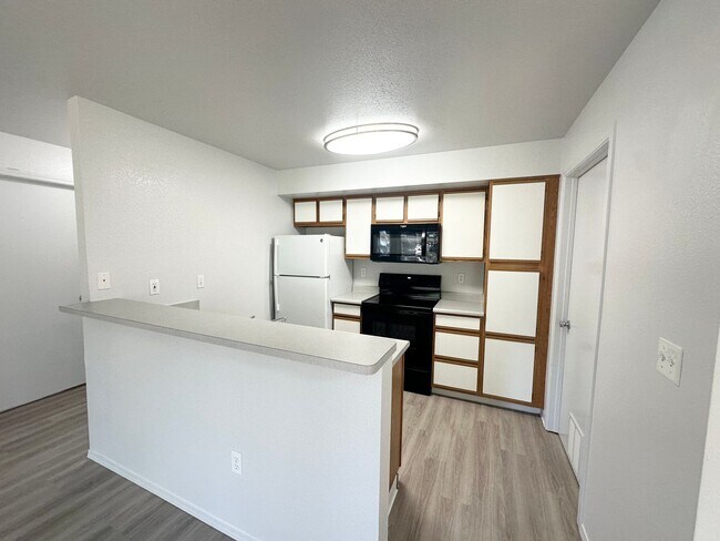 Building Photo - Affordable living at The Westside Apartments