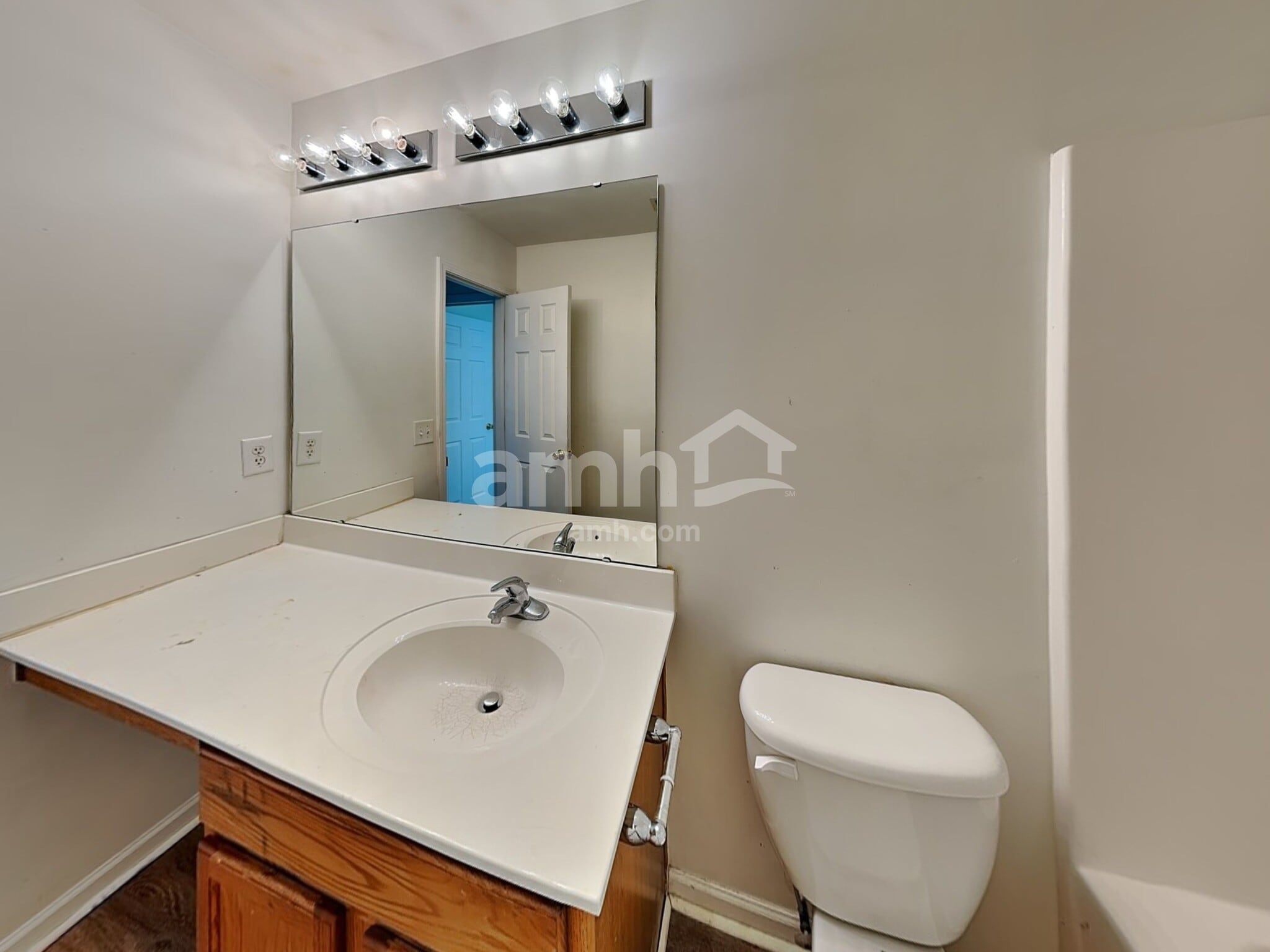 Building Photo - 4413 Singing Oak Court