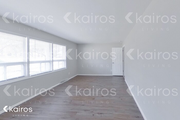 Building Photo - 2543 Pontchartrain Dr