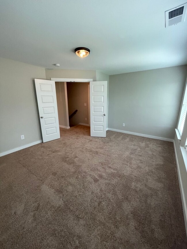 Building Photo - New Construction Home for Rent in Weaver, ...