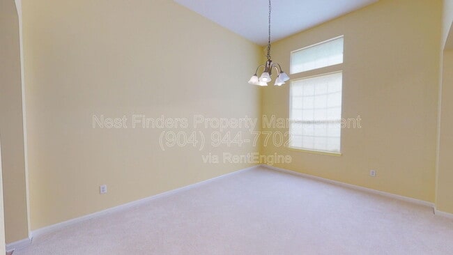 Building Photo - 738 Porta Rosa Circle