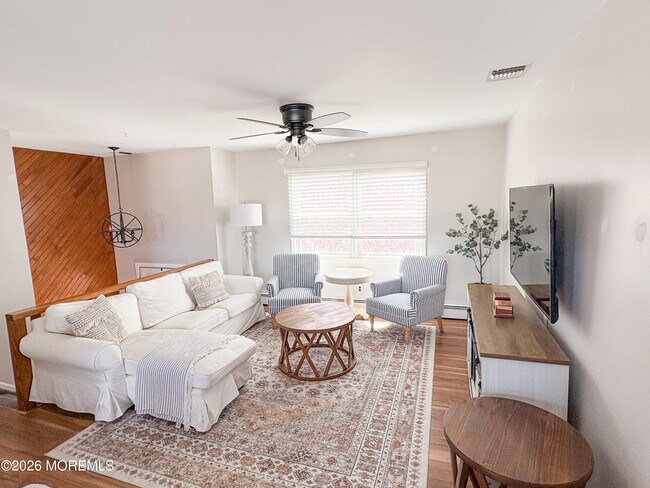 Building Photo - 3430 Bergen Ave