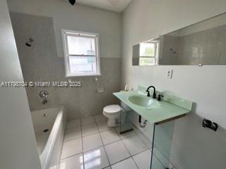 Building Photo - 2202 Van Buren St