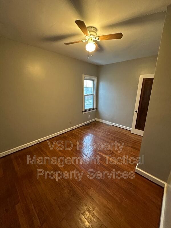 Building Photo - 10615 S Highland Ave