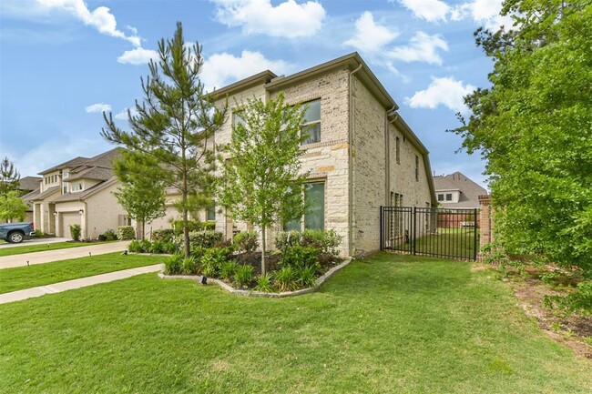 Building Photo - 27208 Starry Oaks Dr