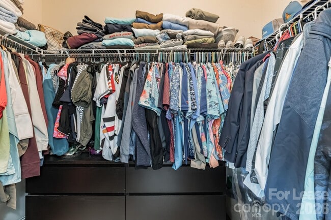 Building Photo - 5826 Castlecove Rd