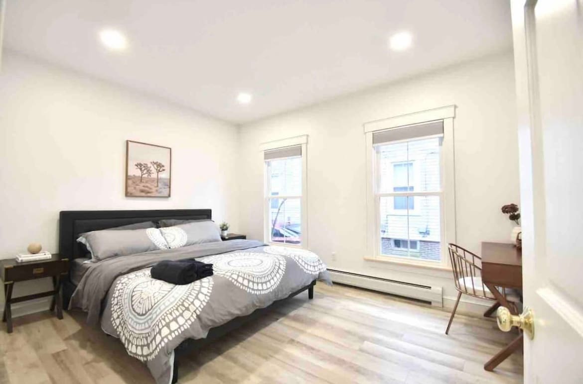 Building Photo - 11 Noble St