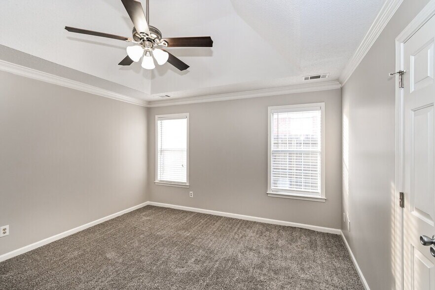 Building Photo - 4051 Bordeaux Ridge Cove S