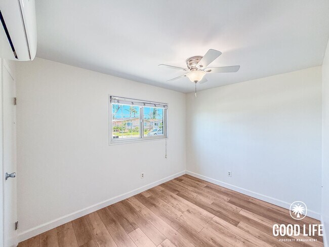Building Photo - SD: Spacious 4BD/2BA Home in Clairemont with Large Turf Yard, Garage & In-Unit Laundry