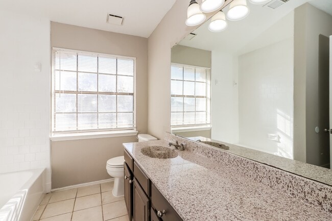 Building Photo - 9310 Westacre Pl