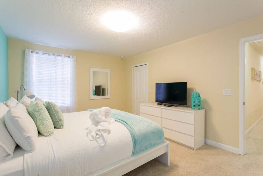 Building Photo - 1441 Rolling Fairway Dr