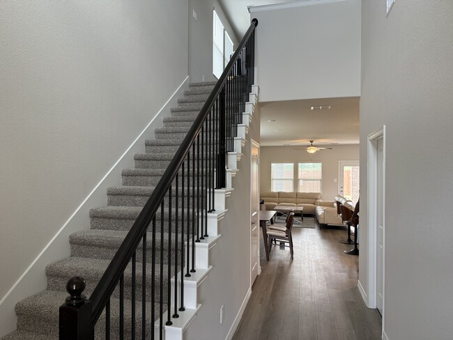 Building Photo - 212 Travine Dr