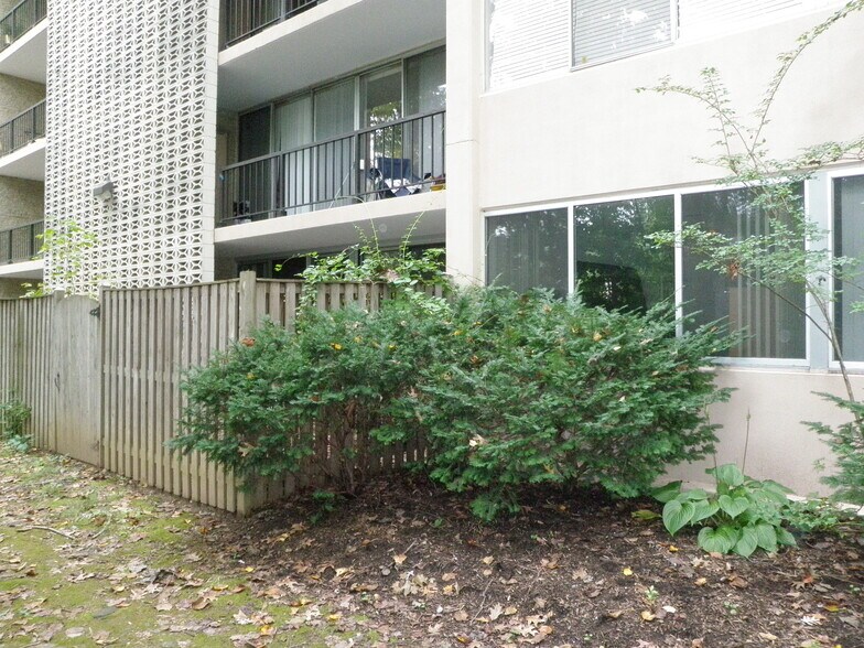 Building Photo - 4355 Ivymount Ct