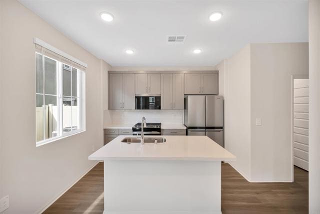 Building Photo - 28311 Via Moscotel