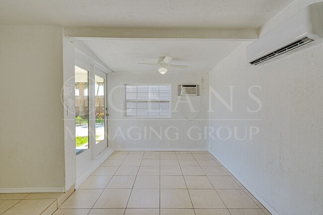 Building Photo - Updated Beachside Ormond Home
