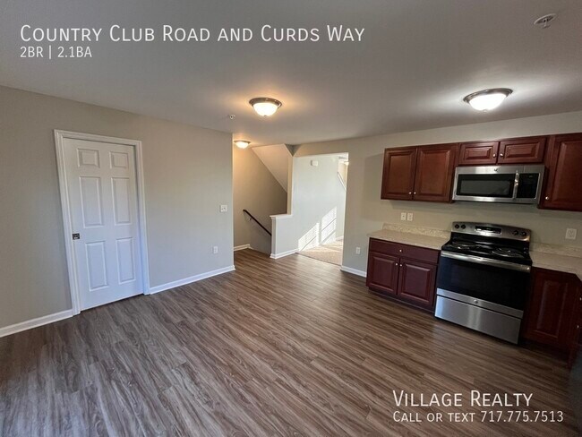 Building Photo - 719 Country Club Rd