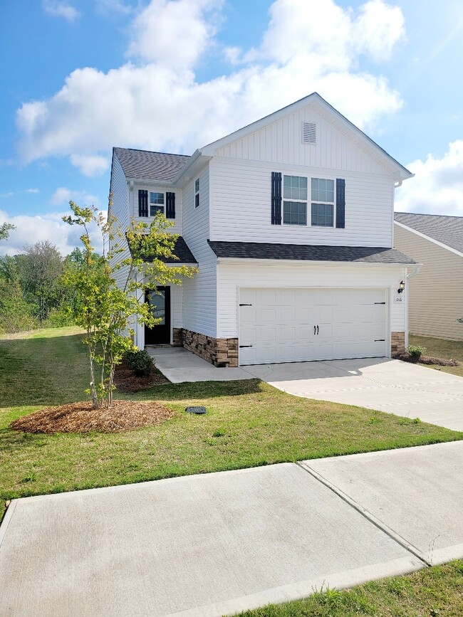 Building Photo - 1016 Peaceful Fawn Dr