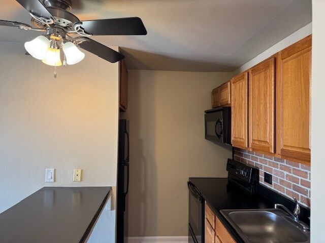 Building Photo - 5 Villa Verde Dr