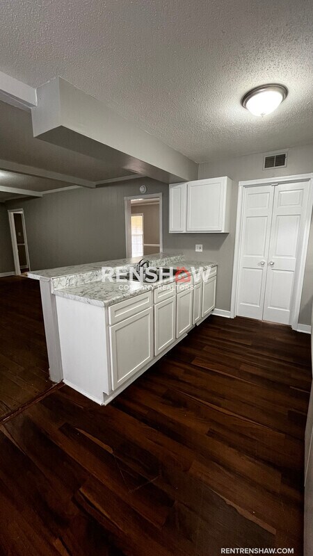 Building Photo - 2173 Blue Ridge Cv