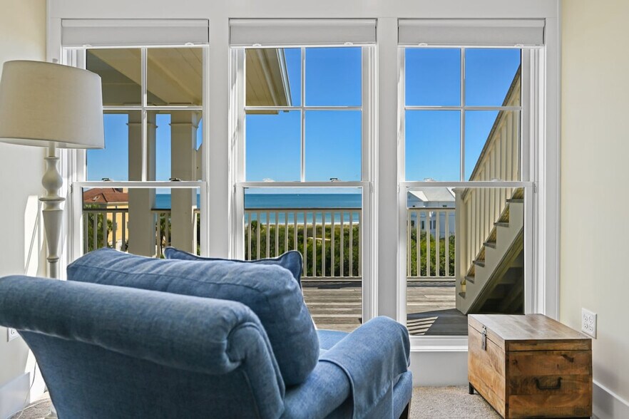 Building Photo - 205 Sea Island Dr