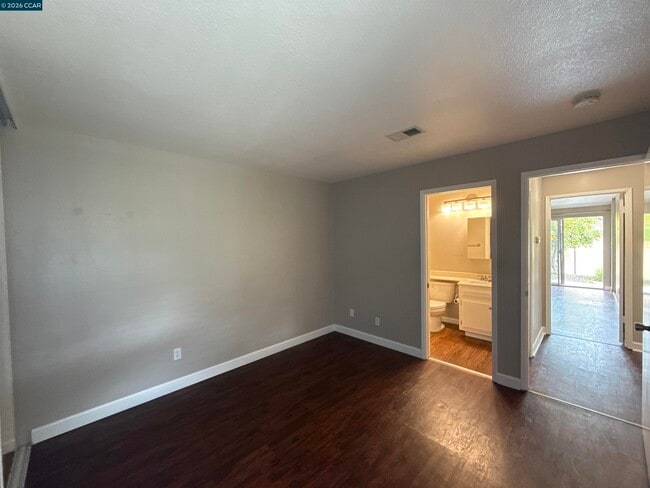 Building Photo - 5303 Grasswood Cir