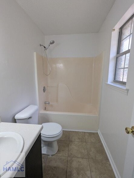 Building Photo - 49 Fletcher Rd